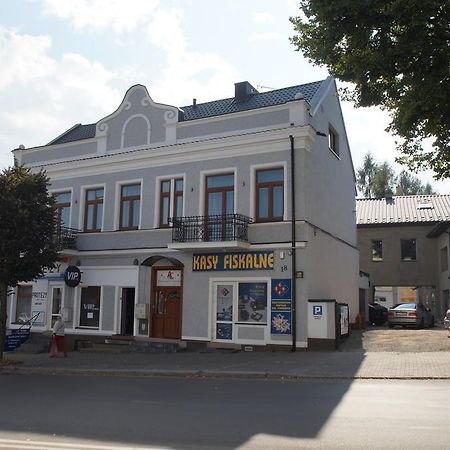 Apartamenty Ostrowiec - Pokoje Goscinne Centrum Ostrowiec Świętokrzyski Kültér fotó