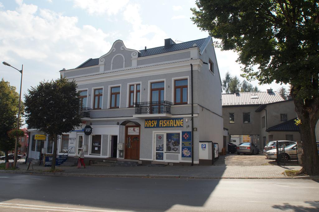 Apartamenty Ostrowiec - Pokoje Goscinne Centrum Ostrowiec Świętokrzyski Kültér fotó